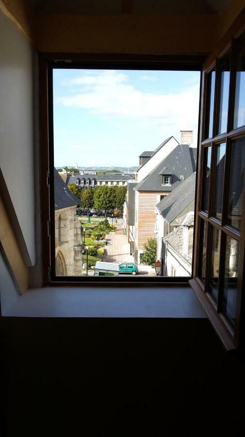 Ferienwohnung Le Saint Leonard...Il Est Orange Honfleur Exterior foto